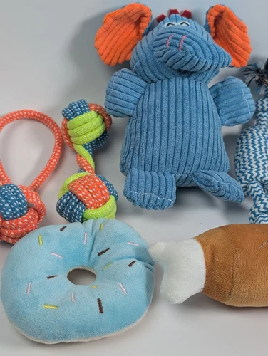 Cute 7-Pack Puppy Teething Toys  Plush Squeaky & Rope Dog Toys for Small Dogs