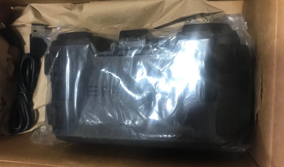 Braven BRV1M WIRELESS BLUETOOTH SPEAKER - Black - Image 2 of 4