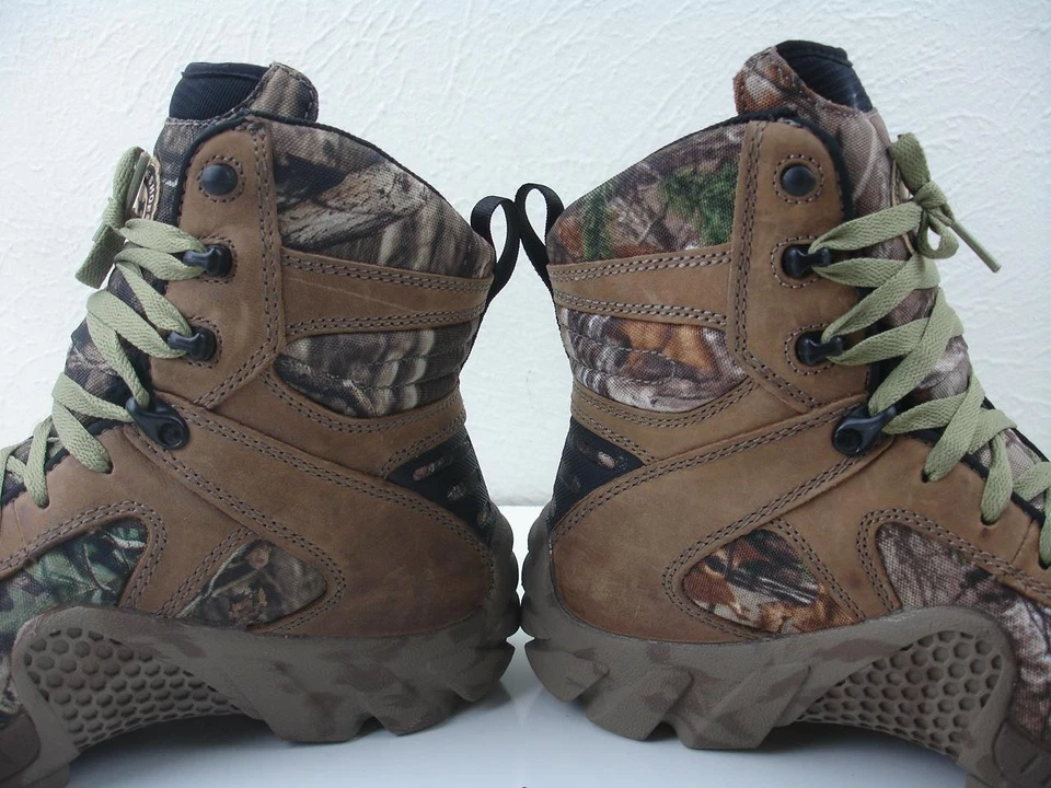 Mens 8.5 D M Red Wing Irish Setter Vaprtrek 2874 Camo Waterproof Insulated Boots - Image 2 of 4