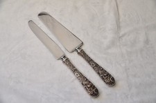 S. Kirk & Son Kirk Repousse Sterling Silver Floral Cake/Pie Server with Knife