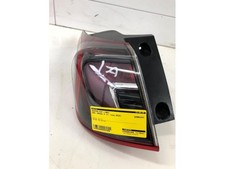 Rückleuchte links Opel Crossland X P17 13467976 P23488551