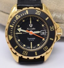 Reloj pulsera de cuarzo suizo vintage de los años 80 Nivada Tarvana para damas