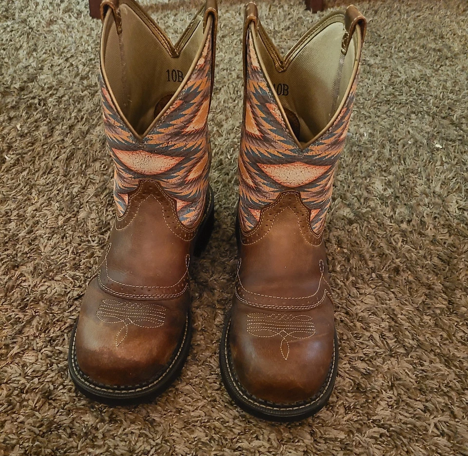 Ariat Women's Fatbaby Size 10B Herritage Western Boots  Aztec Pattern On Shaft - Image 2 of 4