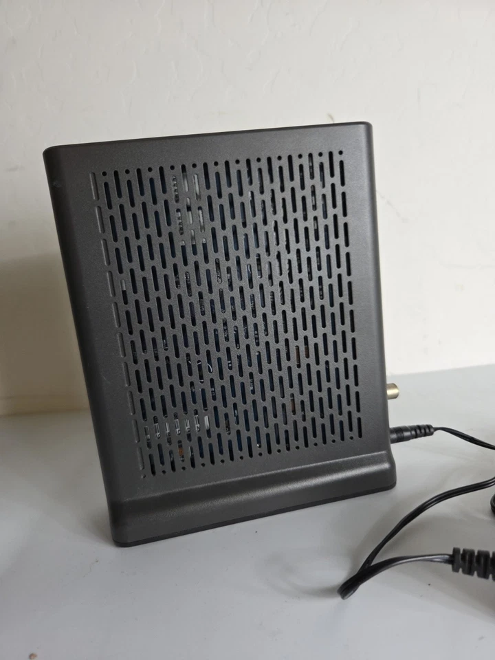 ARRIS TM3402A telephone / cable Modem with power adapter - Image 2 of 4