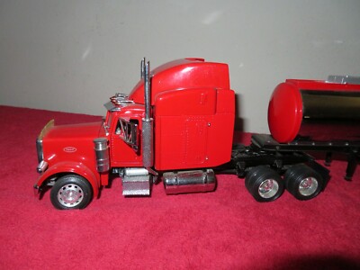 新品未開封Enzaka 378タンクトレーラー超巨大1/28 希少品 ENZAKA PETERBILT SEMI CAB TANKER 1:28 OPENING HOOD & DOORS WEIGHS