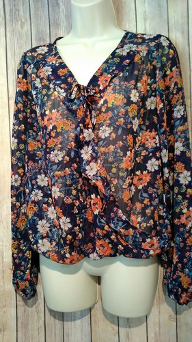 Mossimo Womens Floral Semi Sheer Blouse Size Small - Picture 2 of 7