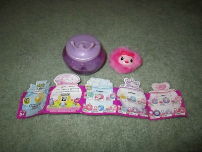  PIKMI POPS CHEEKI PUFFS SWEEPS THE FLAMINGO Strawberry Scented