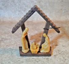 Vtg Italian Nativity Ornament Manger Creche Plastic Material Made in Italy