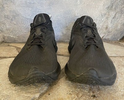 Nike Mens Size 10 Zoom Winflo 7 Black Running Shoes Sneakers