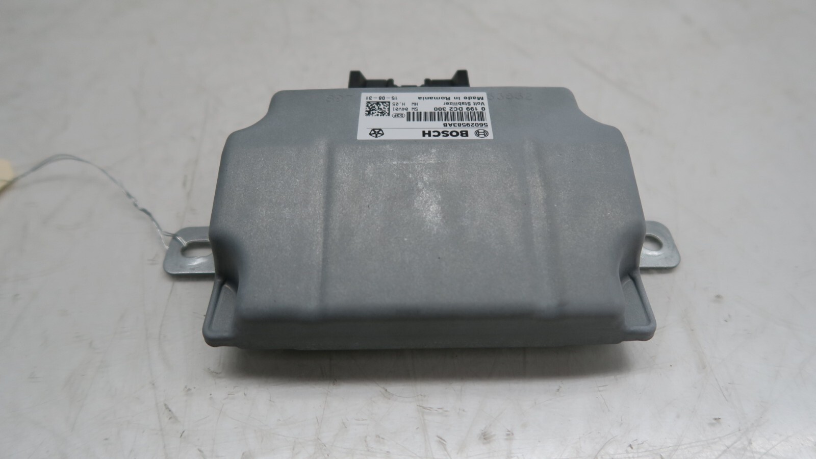 2014-2019 Maserati Ghibli OEM Rear Trunk Power Volt Inverter Control Module