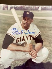 MONTE IRVIN NEW YORK GIANTS MLB SIGNED VINTAGE 8 X 10 COLOR PHOTOGRAPH