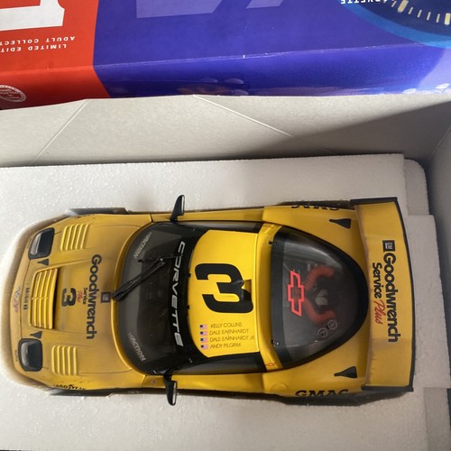 Action 1:18 scale #3 YELLOW RACED VERSION C5-R CORVETTE Earnhardt - Picture 4 of 7