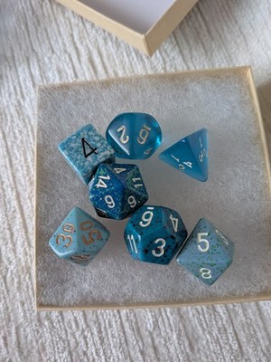 7 Dice Set Poly RPG DnD Dungeon Dragon AD&D Pathfinder Mixed Teals Blues Vtg EUC
