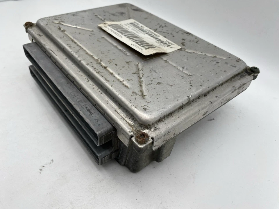 Módulo informático motor Chevrolet Avalanche 2003-2006 ecu ecm 12589463 yhzt oem Foto 4 de 4