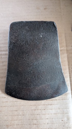 Vintage Tasmanian Pattern Axe Head Unmarked Tassie