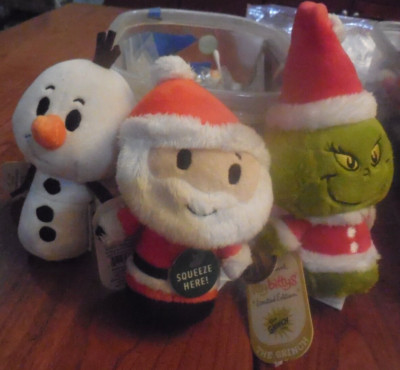 3-2015 HOLIDAY Hallmark Itty Bittys SANTA THE GRINCH & OLAF NEW WITH TAGS