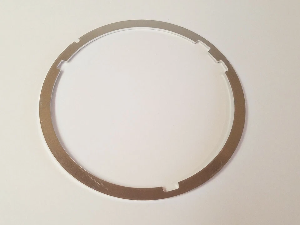 Juego de anillos de retención de faros Big Dog Motorcycles (2003-11) K-9, mastín, picadora Foto 2 de 4