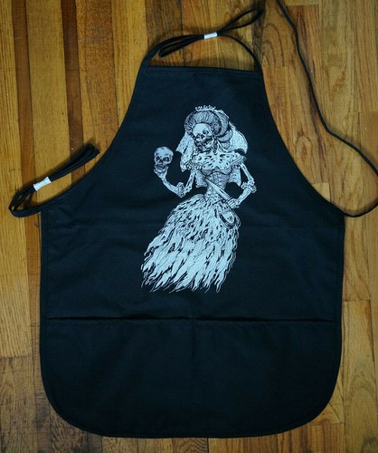 Apron Punk Rock Gothic Dark Weird Gift Witchy Skeleton Curiosities Odd Art - Picture 7 of 9