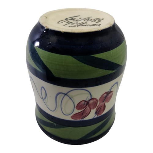 Gail Pittman GRAPEVINE Cup Mug Abstract Vine Blue Red Fruit Signed - Picture 10 of 12