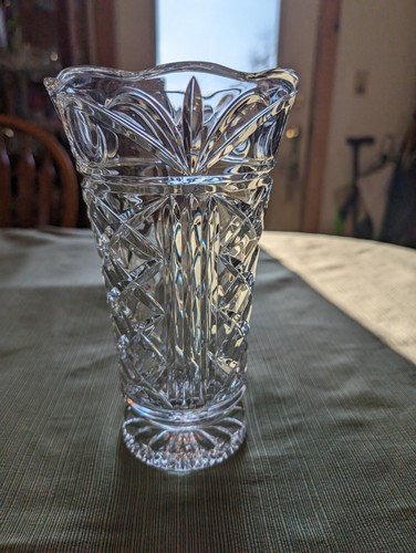 Fifth Avenue Crystal "BRIGHTON" 9 in Vase 24% Lead Crystal Clear Made in Poland - Picture 4 of 16