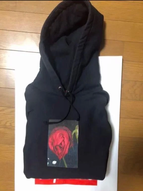 Sweat à capuche Supreme Araki Rose