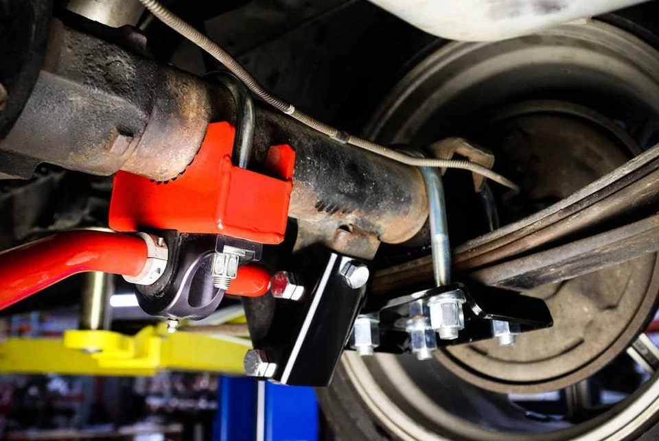 For GMC C15/C1500 Suburban 1973-1974 UMI Performance Rear Flip Kit — 第 4/4 张图片