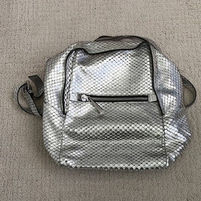 Gianni Chiarini Women s Silver Metallic Snake Print Backpack, Zip Closure
