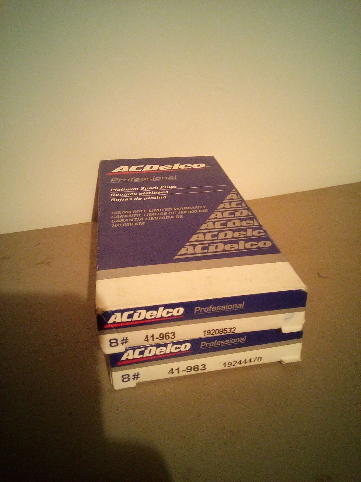 ACDelco 41-963 Lot Of 16 Platinum Plugs New Old Stock