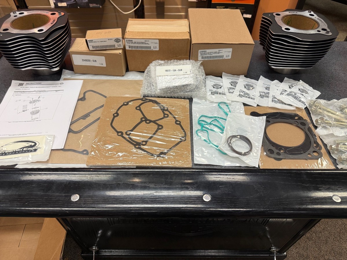 NOS Harley Screamin Eagle Milwaukee Eight Stage 3 Kit 107ci to