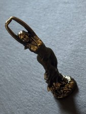 Anmutige Frau aus Messing | Sich streckende Frauenfigur | Elegante Dekofigur