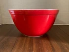 PYREX - 1 1/2 QT. - #402 FRIENDSHIP Red Mixing Bowl