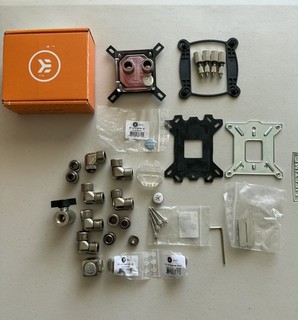 EK Water Block SUPREMACY AND 2 Radiators With Pump And Reservoir Read Desc