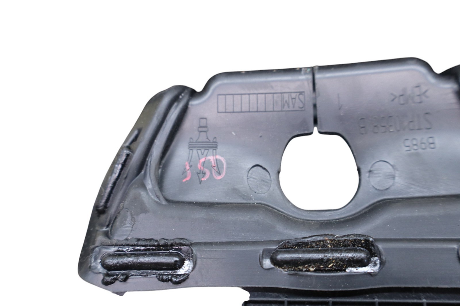14-22 Maserati Ghibli M157 Rear Trunk Latch Lock Sill Scuff Plate Trim Cover Oem