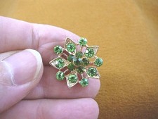  bb600-12 green rhinestone crystal ornate star flower gold tone brooch pin