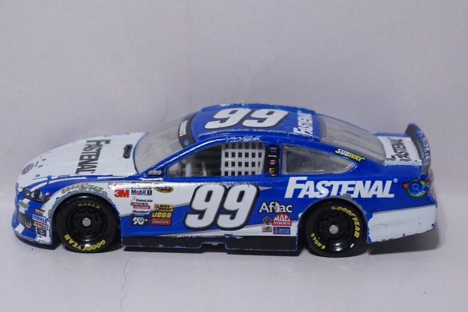 Carl Edwards 2014 Lionel/Acción #99 Fastenal Ford Fusion 1/64 Nascar suelto leer Foto 3 de 4