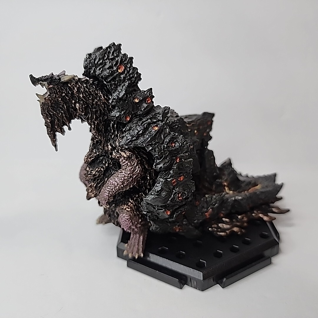 Monster Hunter Vol 9 3.5