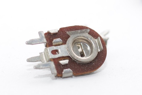 15x Vintage Mini-Trimmer / Potentiometer von RFT, 220 Ohm lin, stehend, DDR, NOS - Picture 5 of 6