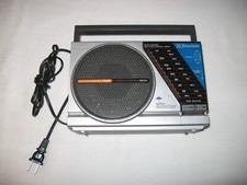 Vintage Emerson PM3910 AM FM Weatherband Portable Radio