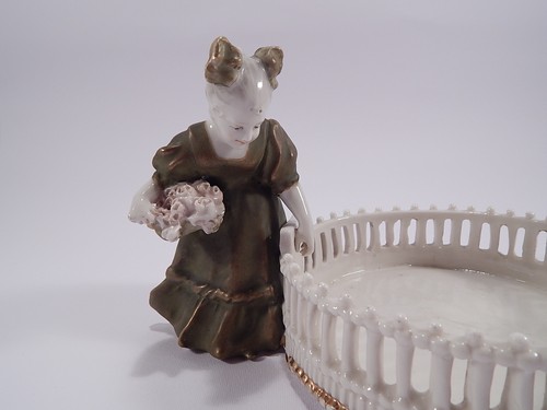 Art Nouveau Authentic Porcelain Figurine From 1910 Imperial Amphora Turn Austria - Picture 2 of 6