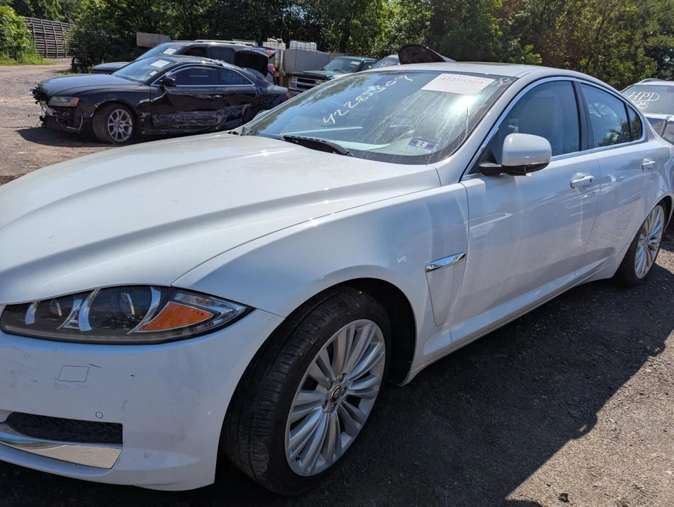 (LOCAL PICKUP ONLY) Trunk/Hatch/Tailgate Xf Without Spoiler Fits 12-15 XF 782465 - Image 2 of 4
