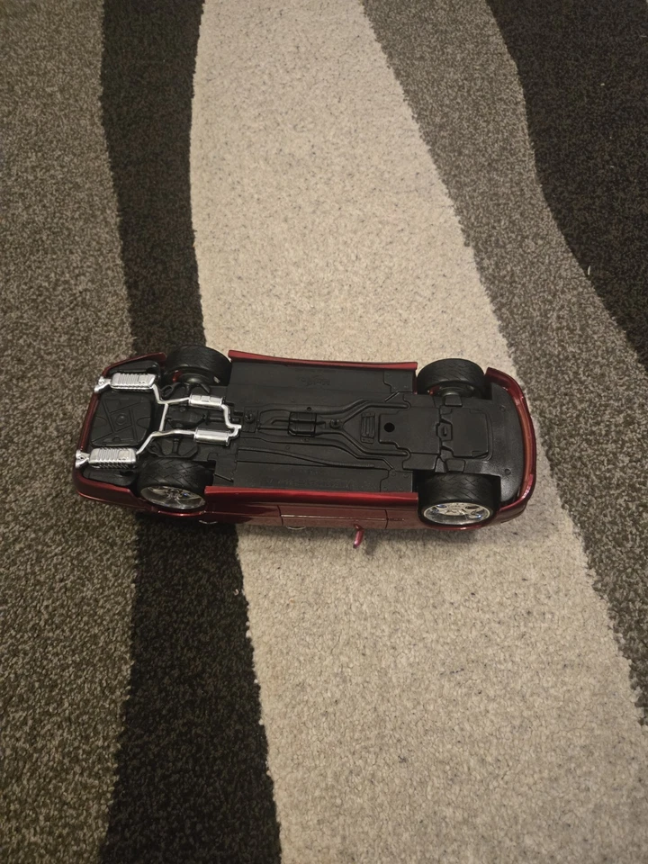 Mercedes-Benz Clase S W220 Diecast Modelo Rojo/Borgoña Escala 1:18 Sin Caja Foto 2 de 3