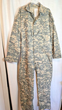 US Military Mechanics Coveralls Universal Camouflage Type III Size Medium