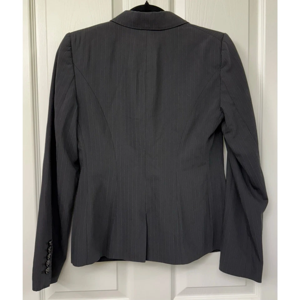 The Limited Luxe Collection Size 2 Gray Pin Stripe Career Blazer - Image 2 of 4