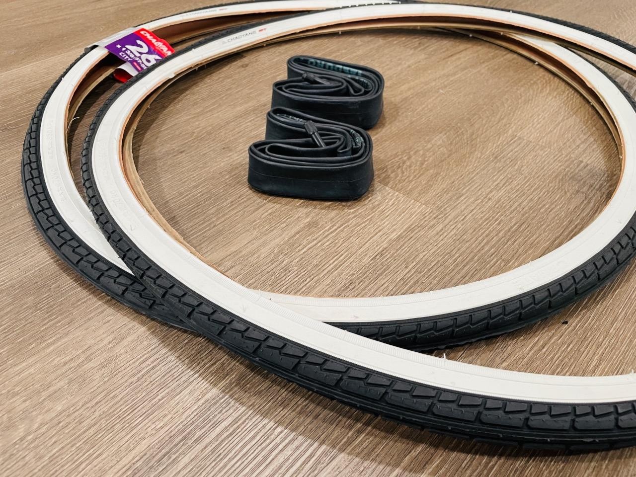 White Wall Tires + (2) Inner Tubes Bicycle New* 26x1-3/8