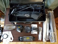 Lowel Light Kit with Case includes tripods, lights, Lamps