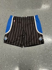 Pantalones cortos de juego emitidos por el equipo de baloncesto Orlando Magic 2010-2011 Adidas talla 2XL +2
