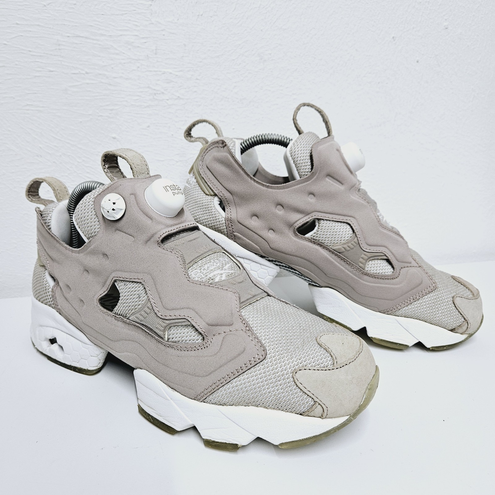 SAOLA Reebok Instapump Fury OG Beach Stone grigio taglia UK 7 EUR 40 5 suola in gomma trasparente ottime condizioni