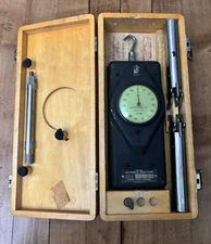 Hunter Mechanical Force Gage D-150-M 150 Pound Force Gage with case