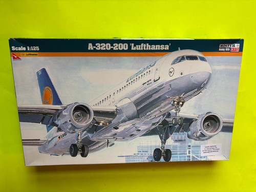 LUFTHANSA / QANTAS A 320-200 AIRLINER MODEL KIT 1/125 SCALE NEW COOL LOOK!! - Picture 2 of 8