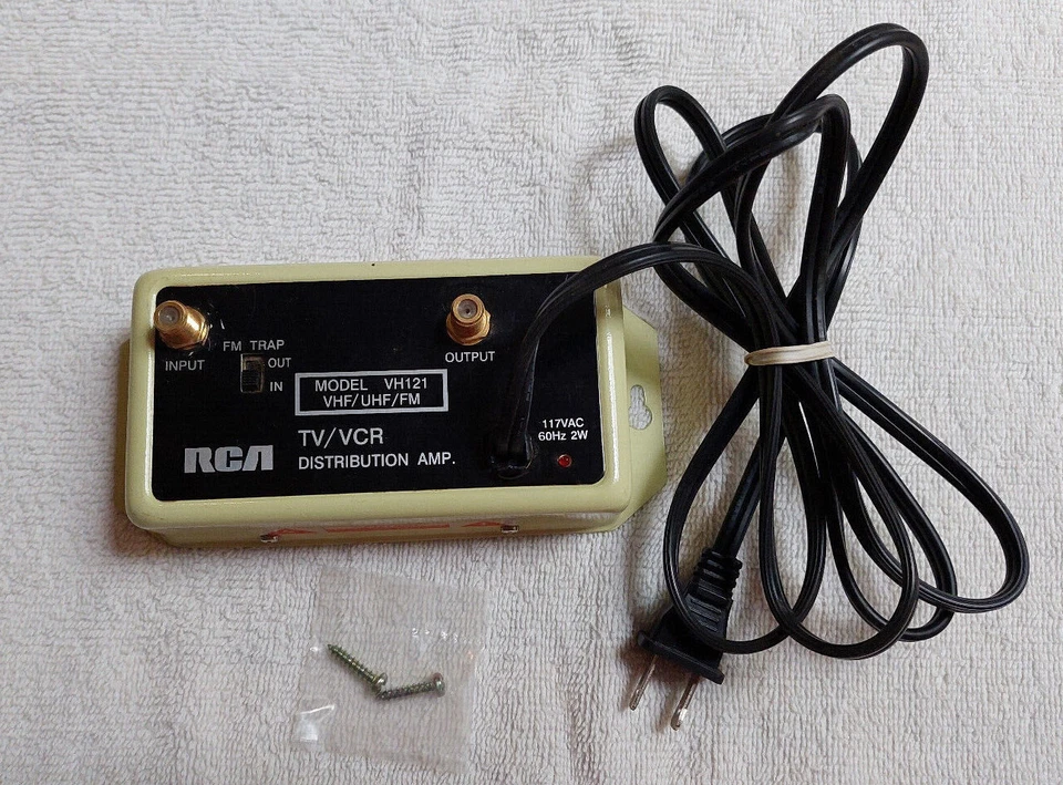 TV/VCR Distribution Amplifier – RCA Model VH121 VHF/UHF/FM –NOT TESTED - Image 2 of 4